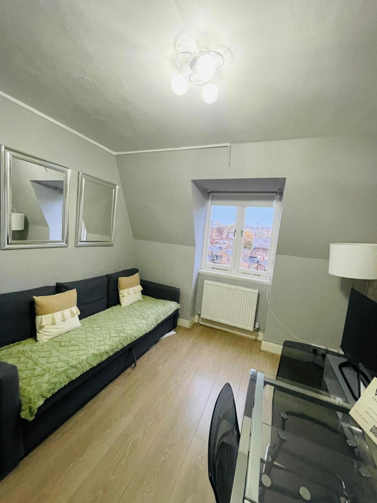 Apartments In The Heart Of High Street Kensington ロンドン 部屋 写真