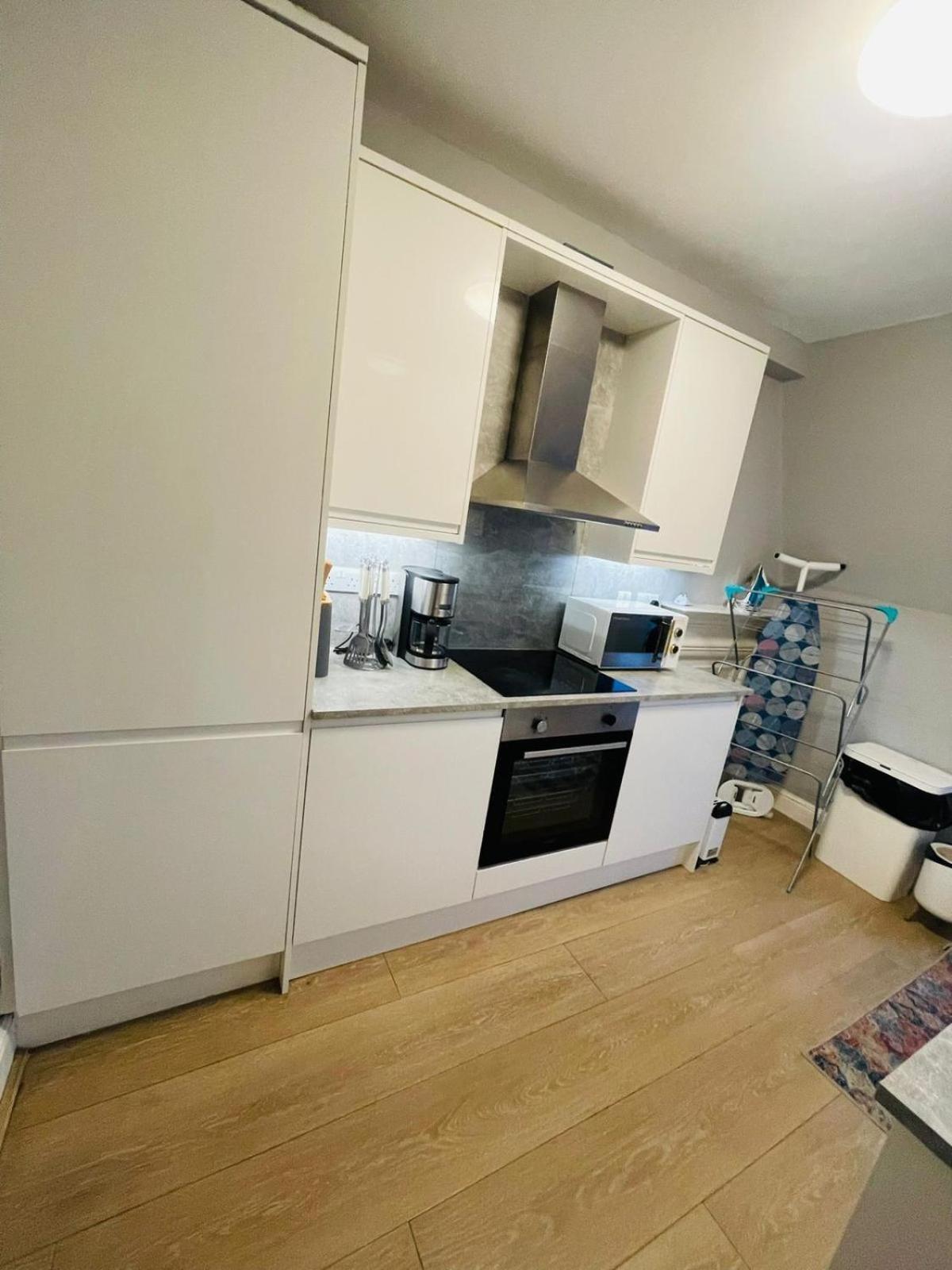 Apartments In The Heart Of High Street Kensington ロンドン 部屋 写真