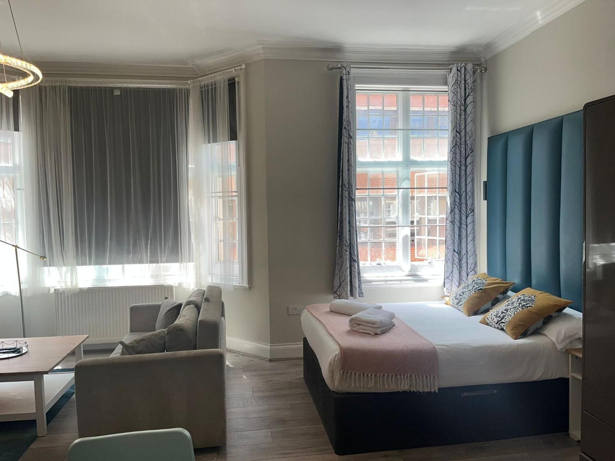 Apartments In The Heart Of High Street Kensington ロンドン 部屋 写真